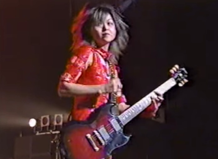 中山加奈子 使用ギター